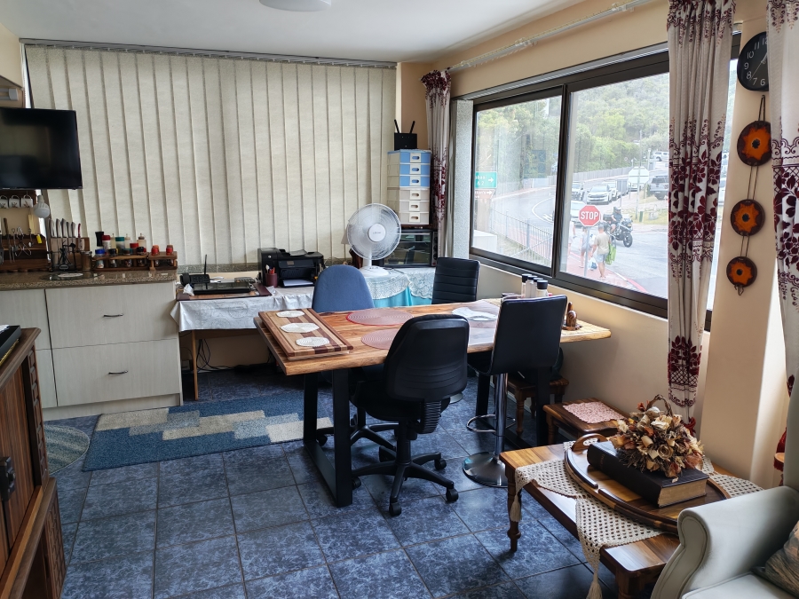 3 Bedroom Property for Sale in Herolds Bay Western Cape